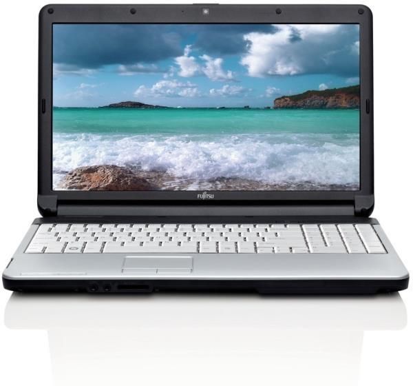 Fujitsu lifebook A530 (Intel Core i3 M370/2.4 GHz/4GB/120GB SSD/Intel HD Graphics/15,6')